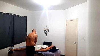 She Went To Get A Massage But Was Surprised By The Therapist Who Ejaculated In Her 😲