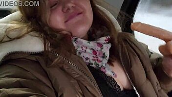 Hey chubby cutie, why rip those pantyhose to play with your wet pussy in the taxi?