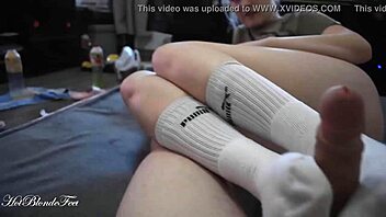Sexy Footjob in Long Socks - Miley Grey