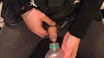 GOLDEN PISS Shower So Damn Wild!