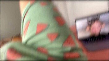 Caught masturbating behind her while staring at her ass! 😳