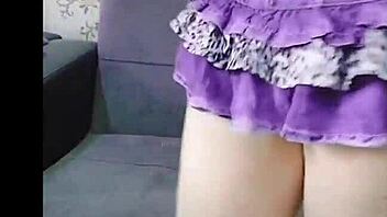 The crossdresser sissy twerks his big white ass in an amateur gay webcam session