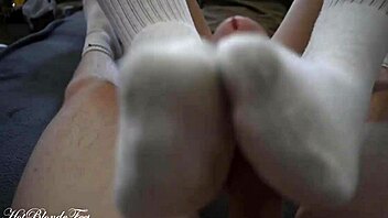 Sexy Footjob in Long Socks - Miley Grey