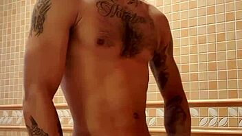 Ebony Cheating Babe Fucks Besties Bbc Boyfriend In The Bedroom