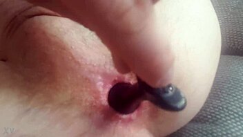 Gay amateur's anal scene with a gay soloboy
