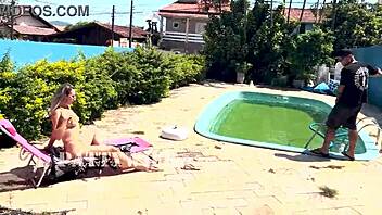 Wife eagerly gives pussy to neighbor after husband leaves