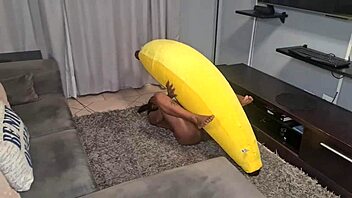 Watch this tattooed desi slut ride a banana kinky homemade