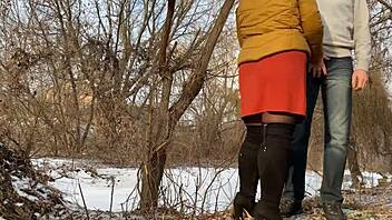 Tchýně, můžeš pro mě čůrat? Potřebuji tvou pomoc dnes