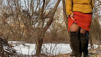 Mother-in-law, can you pee for me? I need your help today.