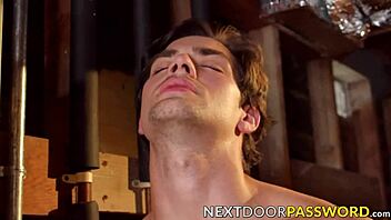 Bareback drilling with two buff jocks who just love anal 😈💥