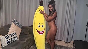 Watch this tattooed desi slut ride a banana kinky homemade