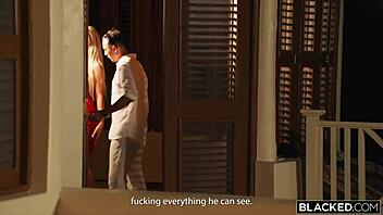 Blacked hotwife Malena prima dva debela BBC-a u divljem DP-u. Prelepa beba dobija facial u MMF trojcu.