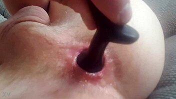 Gay amateur's anal scene with a gay soloboy
