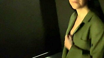 Risky blowjob and sex in cinema on first date?