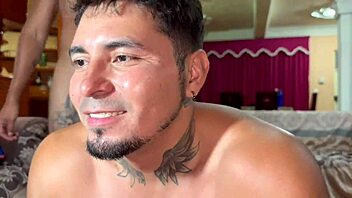 El coach del gym me entrena y después vamos a mi casa y me penetra muy fuerte