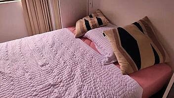 she is a believer and found out that i am a porn star actor and looked for me to fuck and fill her ass with cum so as not to lose her virginity before marriage vagninho e luna oliveira