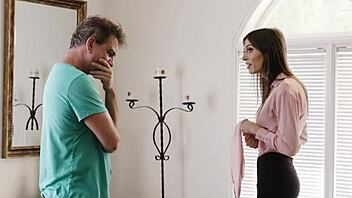 korra del rio gives a relaxing massage to a cute guy in a transsexual setting