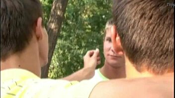 In this porn music video, the gay guy goes malandra.