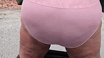 roadside pussy licking exchange