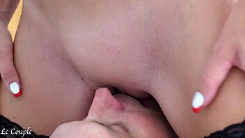 Horny Cougar Mommy Wants Young 18+ Dick From Friend