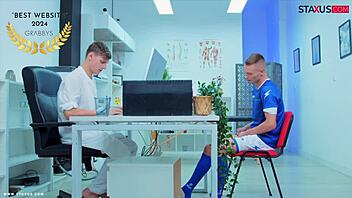 Creamy twink massage in full HD, mmm!  