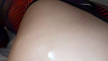 Want to see her ride in cowgirl?