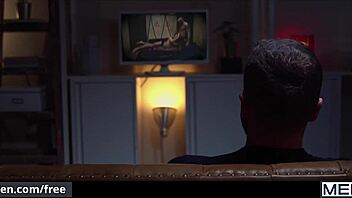 Damn, can you imagine jerking off to this? Watching two muscular men fuck sideways while licking ass is unreal!