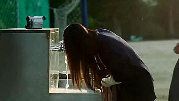 Exploring the melody of ditto from newjeans side a in a casual storytelling way