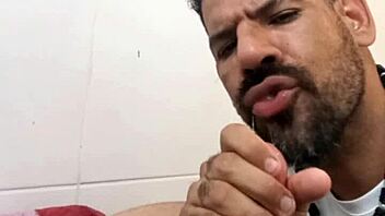 I sucked my boss's big cock to keep my job