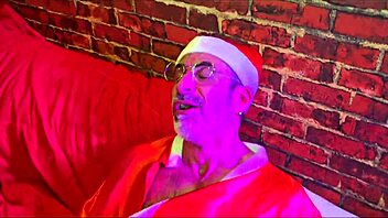 Elves Pound Old Noel in Christmas Orgy Frenzy