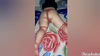 Latina milf dresses in red stockings to seduce roommate