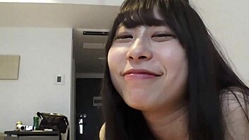 anime otaku girl gets steamy with me