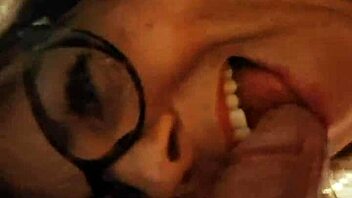 Teresa, the hot milf, knows her game. She makes her lover finish hard with that big ass in homemade action.