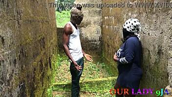 that lucky boy nailing the slay queen in nigerian bush!