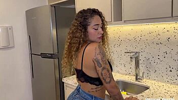 i fuked bruninha the surfer with big ass in kitchen, she's so hot n slutty - teaser