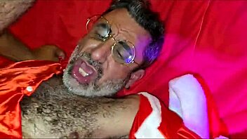 Elves Pound Old Noel in Christmas Orgy Frenzy