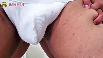 faisul又把lovitoy当精液垃圾桶用