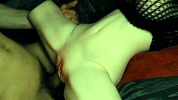 Can You Resist This Tight Girlfriend?