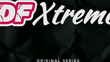 Damn! Horny Reyna Belle bangs her favorite rapper hard!