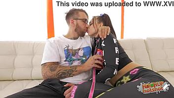 hey aidra fox, exploring that chocolate starfish deep?