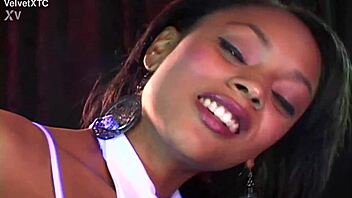 purple blossom introduces herself in interview