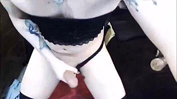 stepsis puts on a dirty webcam show for me