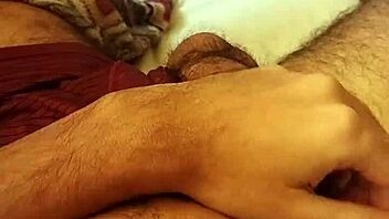 I'm jerking my monster cock to orgasm 😍