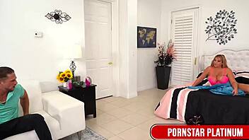 ¿Puede Melony Melons vaciar la enorme polla de Roman Todd?