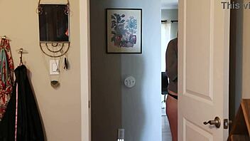 sexy girl wants him to put it in her homemade couple video