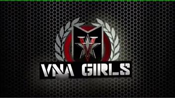 i play with my fat wet ass and pussy using a big dildo, screaming solo