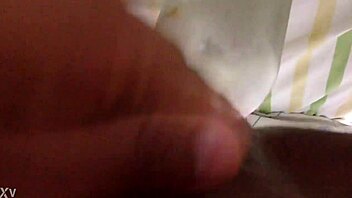 Unreal! Latina Escort in Caracas Uses Toys on Wet Clit for Wild Fun!