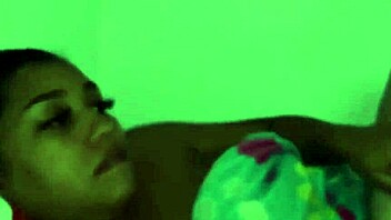 Wife from Tennessee USA Shows How to Make Me Explode