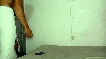 Hot hermanastra loves doggystyle creampie action! 🐶