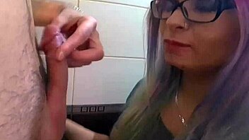 Young redheaded step sister gets messy in the toilet